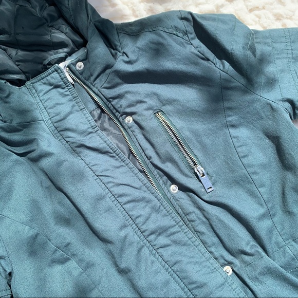 CHARLOTTE RUSSE Jacket - Picture 3 of 4